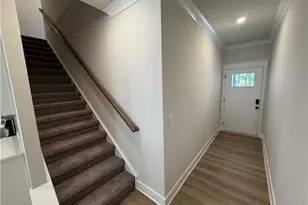 4230 Oak View Ln, Gainesville, GA 30504 - Photo 7