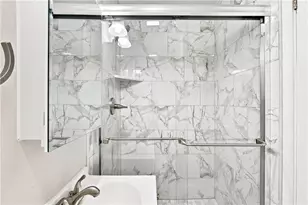 1357 Lorenzo Dr SW, Atlanta, GA 30310 - Photo 23