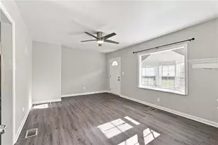 1357 Lorenzo Dr SW, Atlanta, GA 30310 - Photo 5