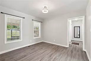 1357 Lorenzo Dr SW, Atlanta, GA 30310 - Photo 15