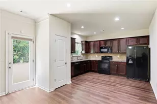 906 Donington Circle, Lawrenceville, GA 30045 - Photo 11