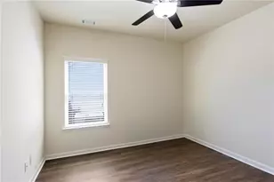 906 Donington Circle, Lawrenceville, GA 30045 - Photo 5