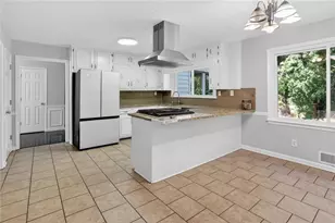 2223 Angela Dr SW, Lilburn, GA 30047 - Photo 23