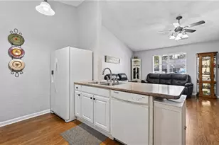2915 Florence Dr, Gainesville, GA 30504 - Photo 11