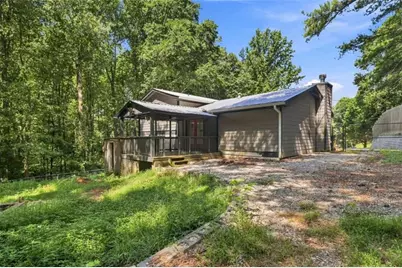 2840 Lois Lane, Loganville, GA 30052 - Photo 25