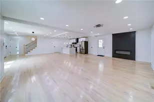 4307 Cedar Wood Dr SW, Lilburn, GA 30047 - Photo 17