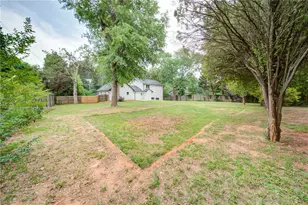 4307 Cedar Wood Dr SW, Lilburn, GA 30047 - Photo 43