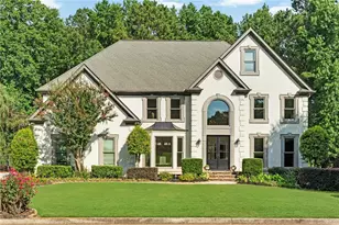 10645 Oxford Mill Cir, Johns Creek, GA 30022 - Photo 3