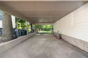 138 W Dixie Ave SE, Marietta, GA 30008 - Photo 23