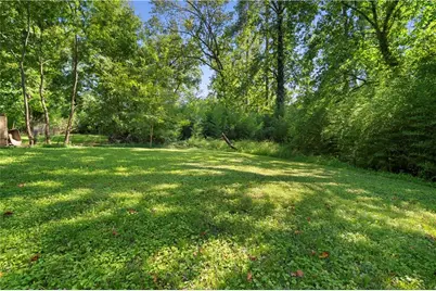 138 W Dixie Avenue SE, Marietta, GA 30008 - Photo 21