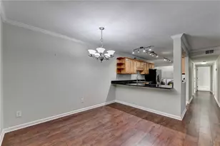 702 Brighton Point, Sandy Springs, GA 30328 - Photo 5