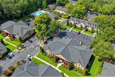 702 Brighton Point, Sandy Springs, GA 30328 - Photo 37