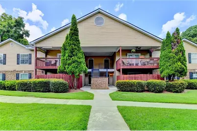 702 Brighton Point, Sandy Springs, GA 30328 - Photo 1