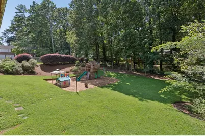 212 Simpson Drive NE, Kennesaw, GA 30144 - Photo 7