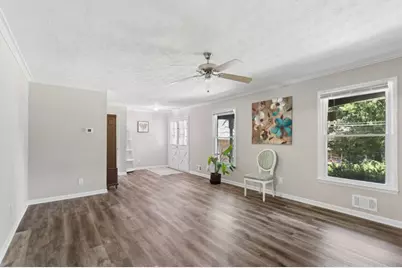 212 Simpson Drive NE, Kennesaw, GA 30144 - Photo 7