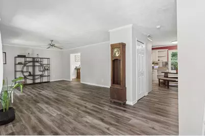 212 Simpson Drive NE, Kennesaw, GA 30144 - Photo 3