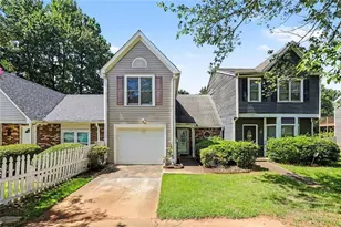 384 Lakeridge Ct, Riverdale, GA 30274 - Photo 1