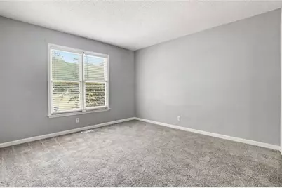 384 Lakeridge Court, Riverdale, GA 30274 - Photo 15