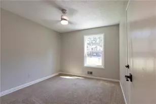 4033 Maxanne Dr NW, Kennesaw, GA 30144 - Photo 19