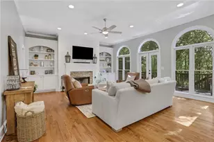 4215 Little Falls Dr, Cumming, GA 30041 - Photo 9