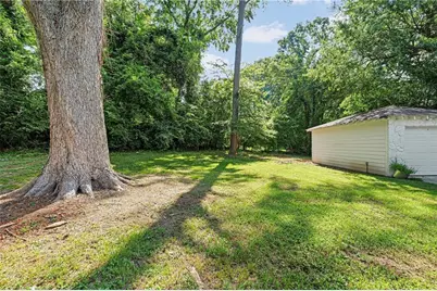1340 Downs Drive SW, Atlanta, GA 30311 - Photo 33