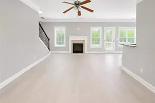 901 Channel Dr, Lawrenceville, GA 30046 - Photo 3