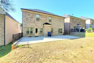 901 Channel Dr, Lawrenceville, GA 30046 - Photo 5