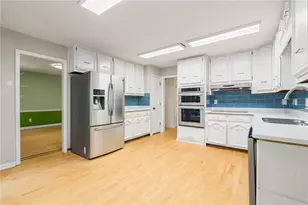 3601 Miller Farms Ln, Peachtree Corners, GA 30096 - Photo 9