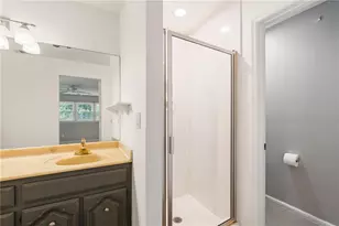3601 Miller Farms Ln, Peachtree Corners, GA 30096 - Photo 33