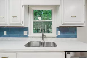 3601 Miller Farms Ln, Peachtree Corners, GA 30096 - Photo 13
