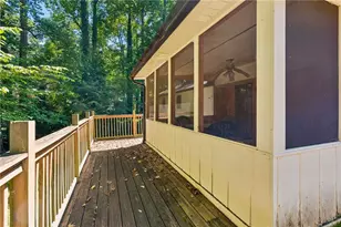 5813 O'Hara Dr SW, Stone Mountain, GA 30087 - Photo 37
