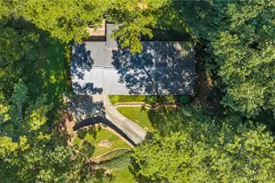 5813 O'Hara Dr SW, Stone Mountain, GA 30087 - Photo 49