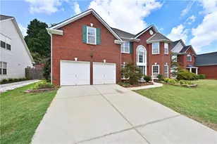 2745 Turning Leaf Dr, Lawrenceville, GA 30044 - Photo 3