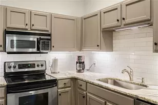 1808 Liberty Ln, Roswell, GA 30075 - Photo 15