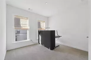 1029 Brandsford St NW, Atlanta, GA 30318 - Photo 17