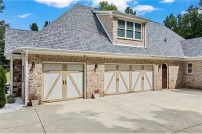 931 Antrim Glen Drive, Hoschton, GA 30548 - Photo 3