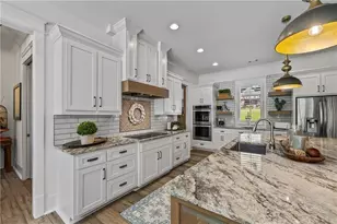931 Antrim Glen Dr, Hoschton, GA 30548 - Photo 9