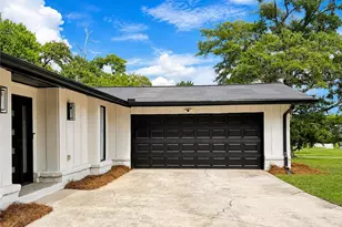 2294 SE Fairview Road SE, Conyers, GA 30013 - Photo 3