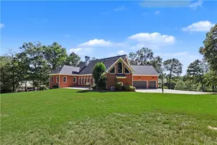 8415 Glen Lake Dr, Cumming, GA 30028 - Photo 5