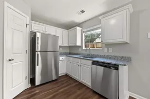 5747 McCurdy Ct, Stone Mountain, GA 30087 - Photo 5