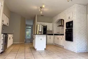 11295 Vedrines Dr, Johns Creek, GA 30022 - Photo 13