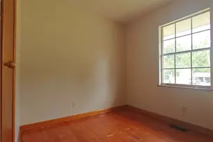 423 Alabama Ave, Warner Robins, GA 31093 - Photo 9