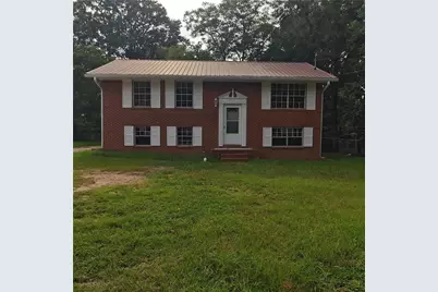 423 Alabama Avenue, Warner Robins, GA 31093 - Photo 1