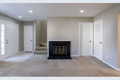 189 Holcomb Ferry Road, Roswell, GA 30076 - Photo 5