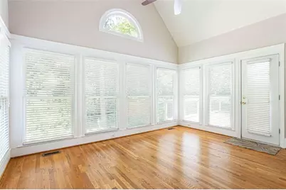 885 Rose Brook Drive, Lawrenceville, GA 30045 - Photo 17