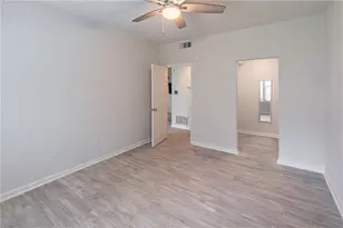 240 Renaissance Pkwy NE, Atlanta, GA 30308 - Photo 25