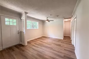 3704 Meadowview Dr, Lithia Springs, GA 30122 - Photo 3