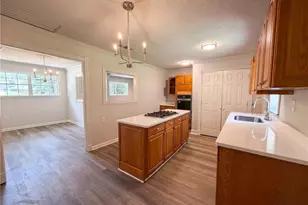 3704 Meadowview Dr, Lithia Springs, GA 30122 - Photo 17