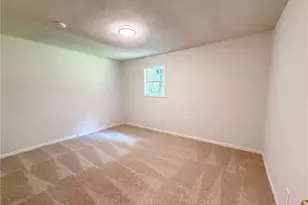 3704 Meadowview Dr, Lithia Springs, GA 30122 - Photo 9