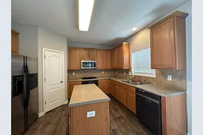 3999 Elm Trace Drive, Loganville, GA 30052 - Photo 5